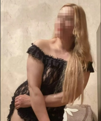 Огненная рыжая красотка готова подарить тебе незабываемые моменты. Погрузись в мир страсти и наслаждения со мной. Жду твоего звонка, милый! 266, 40 лет