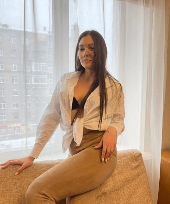 Сладкая и чувственная красотка приглашает в гости для незабываемых моментов. Позволь мне заботиться о тебе. 2181, 25 лет