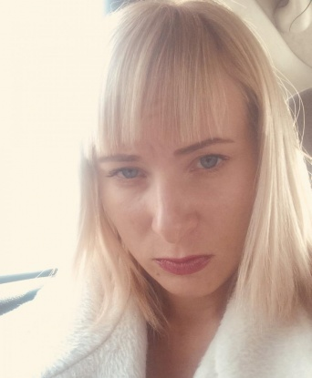 Огненная красотка с шальными глазами приглашает на встречу мужчину, готового к приключениям. Со мной ты позабудешь о реальности и окунешься в мир страсти и наслаждения. Звони и приглашай меня к себе! 7774, 25 лет